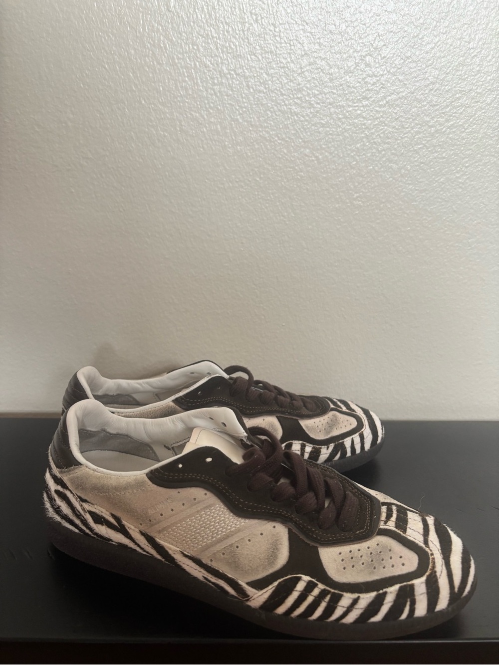 Alohas sneakers in Pony hair zebra